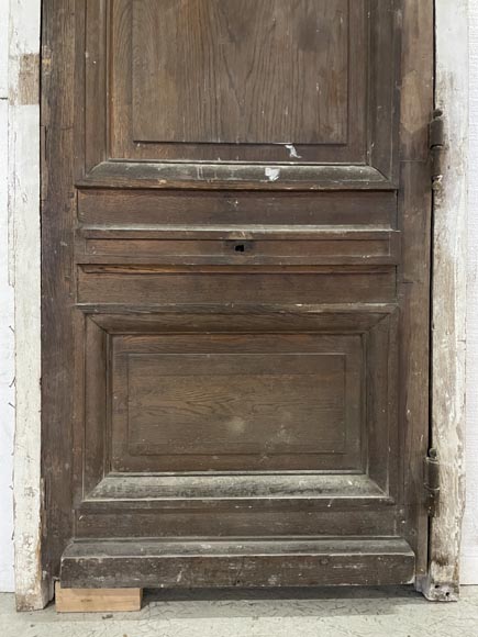 Antique oak door with its frame Antique oak door with its frame-8