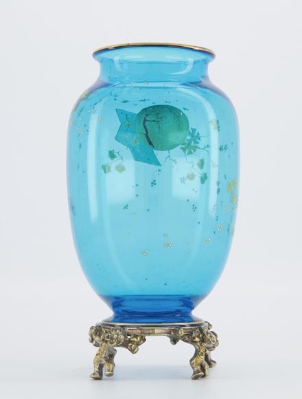 BACCARAT CRISTALLERIE and Eugène ROUSSEAU (model by), Pair of vases « Clair de Lune » in blue crystal and gilt bronze mount, circa 1875-1890 BACCARAT CRISTALLERIE and Eugène ROUSSEAU (model by), Pair of vases « Clair de Lune » in blue crystal and gilt bronze mount, circa 1875-1890-9