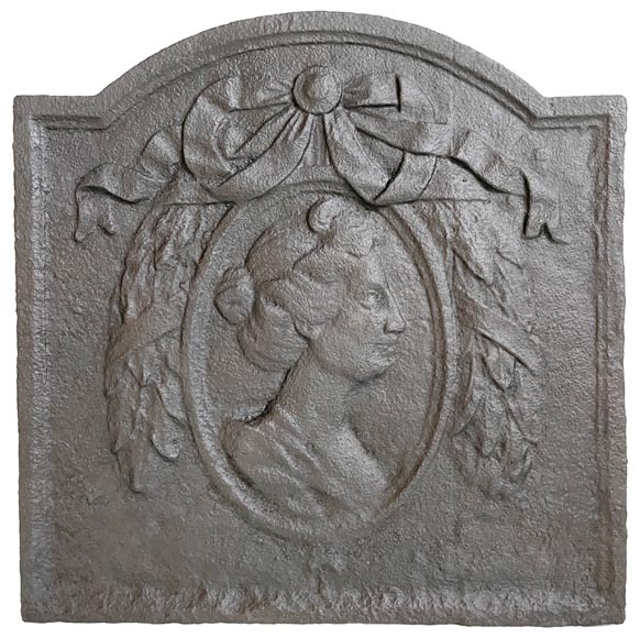 Louis XVI style fireback with a woman profile Louis XVI style fireback with a woman profile-0