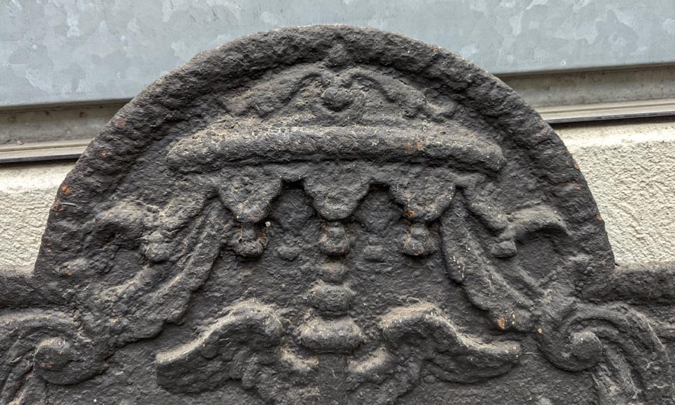 Fireback with Hermes' caduceus and horns of plenty Fireback with Hermes' caduceus and horns of plenty-1