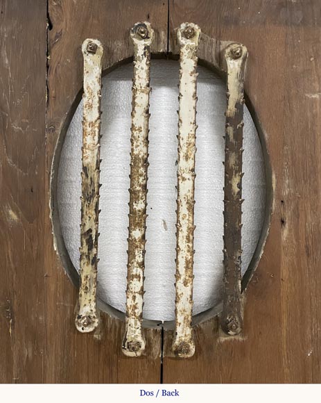 Small antique and simple door in oak with an oval opening Small antique and simple door in oak with an oval opening-8