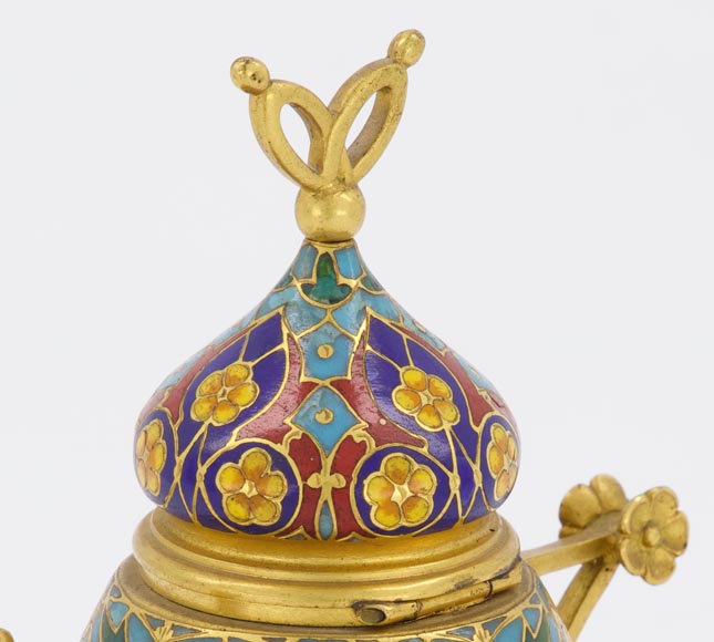 F. BARBEDIENNE - Small bronze inkwell with a cloisonne decor F. BARBEDIENNE - Small bronze inkwell with a cloisonne decor-5