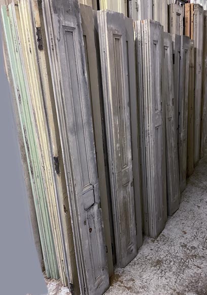 Lof of 13 pairs of interior shutters Lof of 13 pairs of interior shutters-0