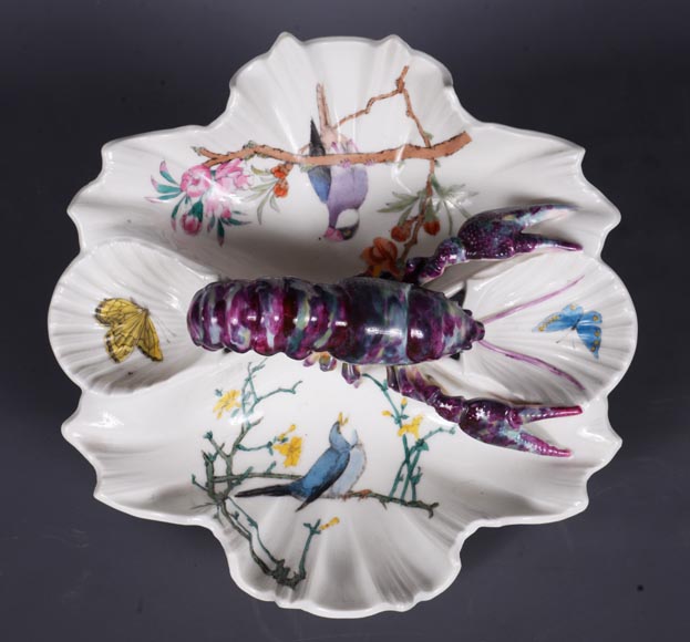 ESCALIER DE CRISTAL, Porcelain Serving Dish Decorated with a Crayfish, circa 1880 ESCALIER DE CRISTAL, Porcelain Serving Dish Decorated with a Crayfish, circa 1880-3