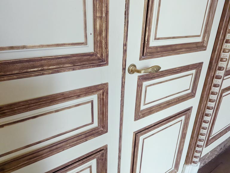 Lot of three moulded double doors, 19th century Lot of three moulded double doors, 19th century-5