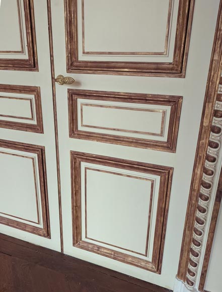 Lot of three moulded double doors, 19th century Lot of three moulded double doors, 19th century-6