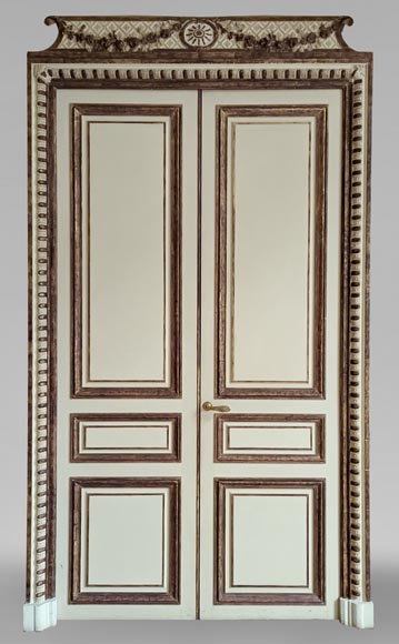 Lot of three moulded double doors, 19th century Lot of three moulded double doors, 19th century-7