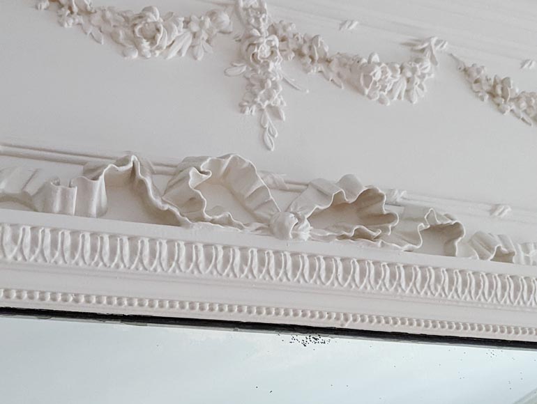 Louis XVI style trumeau with a flowers garland Louis XVI style trumeau with a flowers garland-3