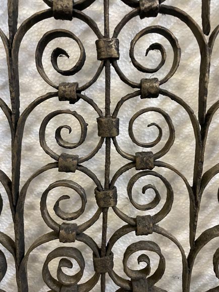 Pair of Gothic style wrought iron radiator railings  Pair of Gothic style wrought iron radiator railings -9