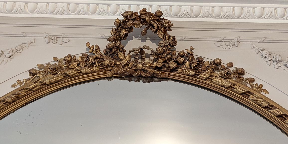 Louis XVI style trumeau white and gold paint with flowers crowns Louis XVI style trumeau white and gold paint with flowers crowns-1