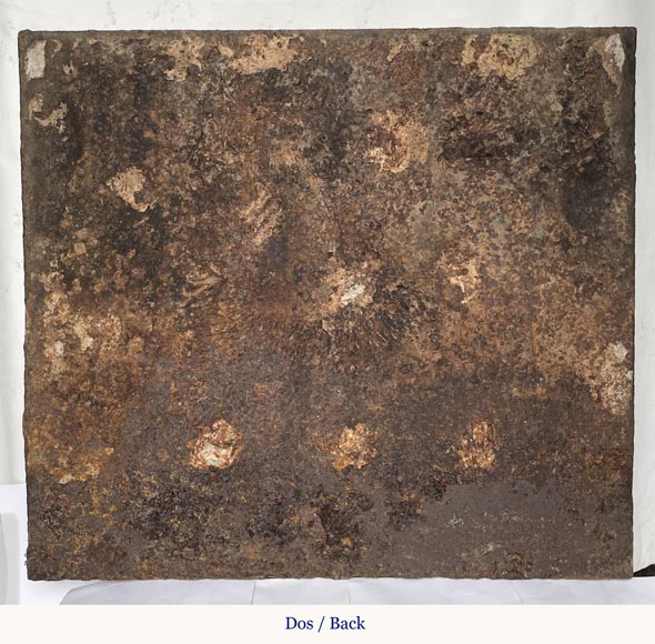 Exceptional fireback with the France coat of arms and Louis XIV's mascaron and motto Exceptional fireback with the France coat of arms and Louis XIV's mascaron and motto-11