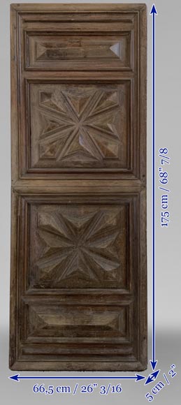 Antique paneled room elemen with sculpted cross motif, 18th century Antique paneled room elemen with sculpted cross motif, 18th century-6