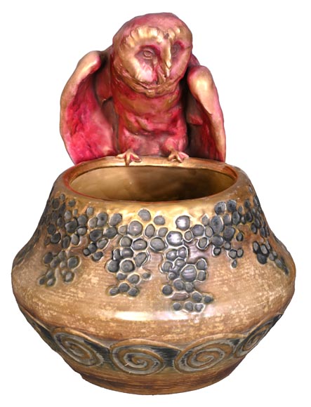 Eduard Stellmacher (attributed to) for Amphora, Earthenware owl vase, late 1890s Eduard Stellmacher (attributed to) for Amphora, Earthenware owl vase, late 1890s-1
