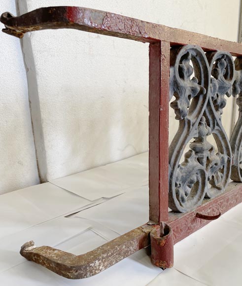 19th century butcher's facade in cast iron and iron 19th century butcher's facade in cast iron and iron-4