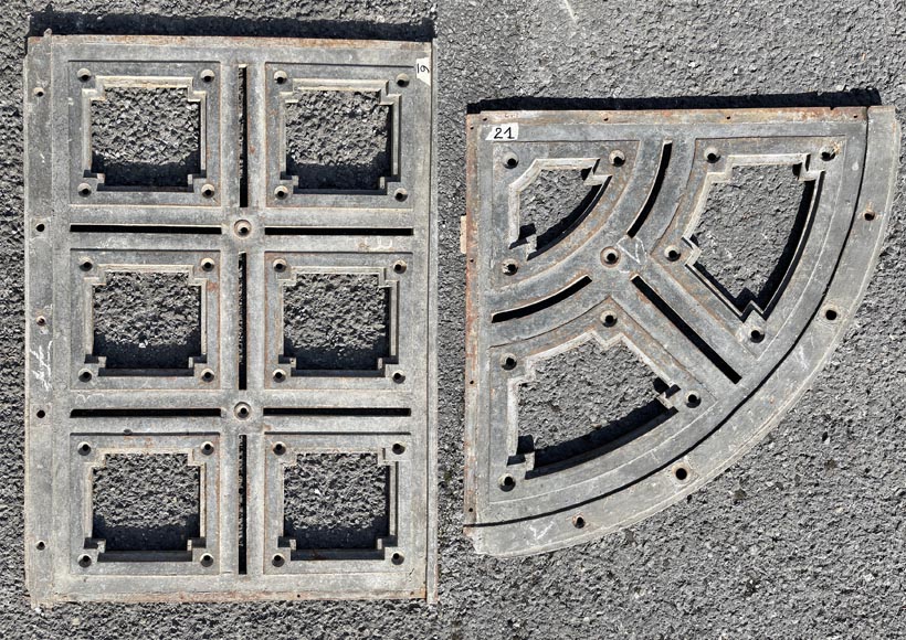Double Quarter-Turn Staircase and Walkway in Cast Iron and Wrought Iron, 1865   Double Quarter-Turn Staircase and Walkway in Cast Iron and Wrought Iron, 1865  -8