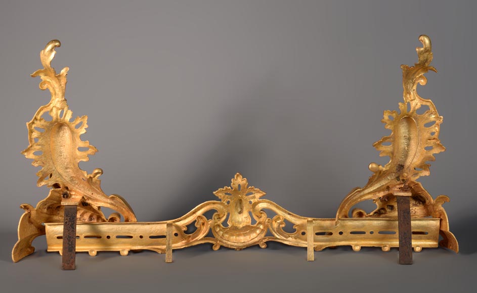 Beautiful Louis XV style gilt bronze fire fender Beautiful Louis XV style gilt bronze fire fender-7