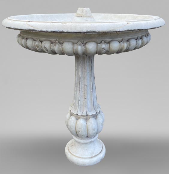 Central fountain in Carrara marble, godroon decors Central fountain in Carrara marble, godroon decors-0