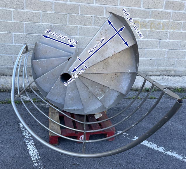 Modern metal spiral staircase Modern metal spiral staircase-5