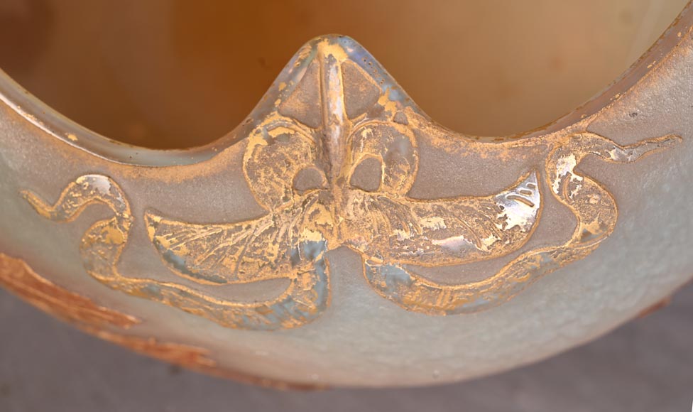 Daum Nancy — “Maple Leaves” Art Nouveau Acid-Etched Glass Vase Daum Nancy — “Maple Leaves” Art Nouveau Acid-Etched Glass Vase-6