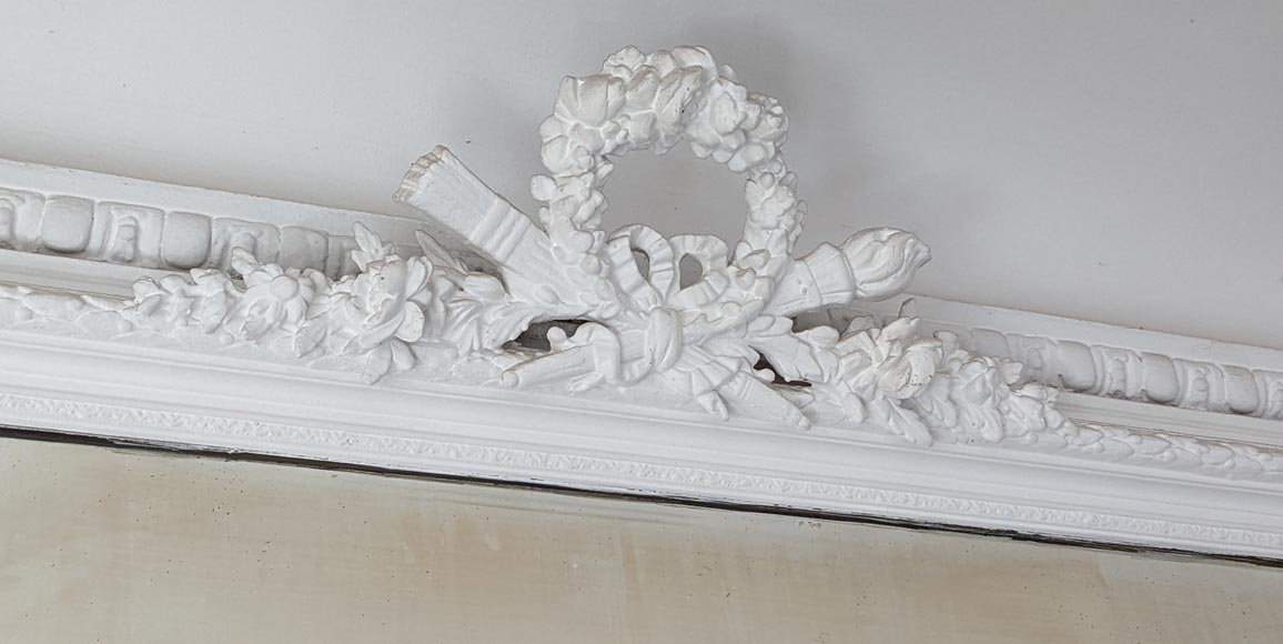 Louis XVI style Trumeau with laurel wreath Louis XVI style Trumeau with laurel wreath-2