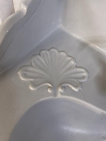 Earthenware washbasin on column, 19th century Earthenware washbasin on column, 19th century-6