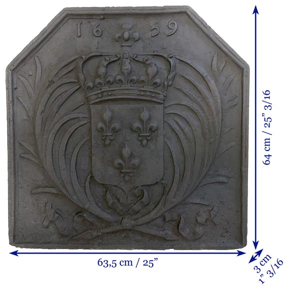 Old fireback with the arms of France Old fireback with the arms of France-9