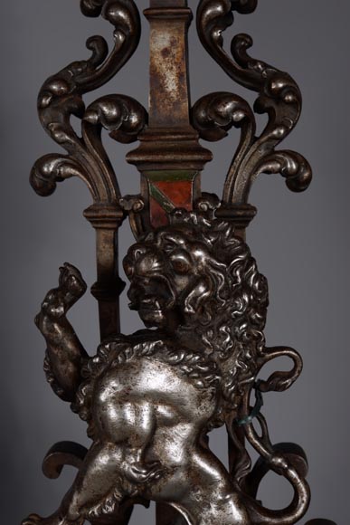 Pair of silvered iron and cat iron andirons with standing lions Pair of silvered iron and cat iron andirons with standing lions-8