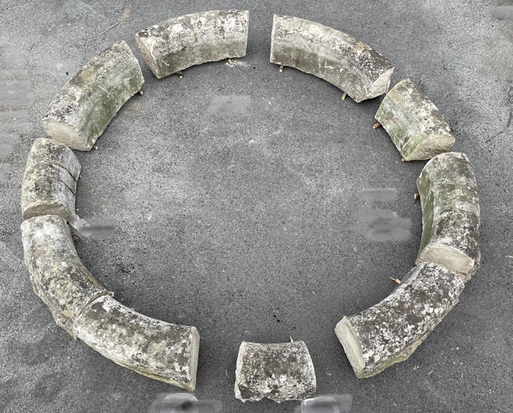 18th-century stone basin 18th-century stone basin-4