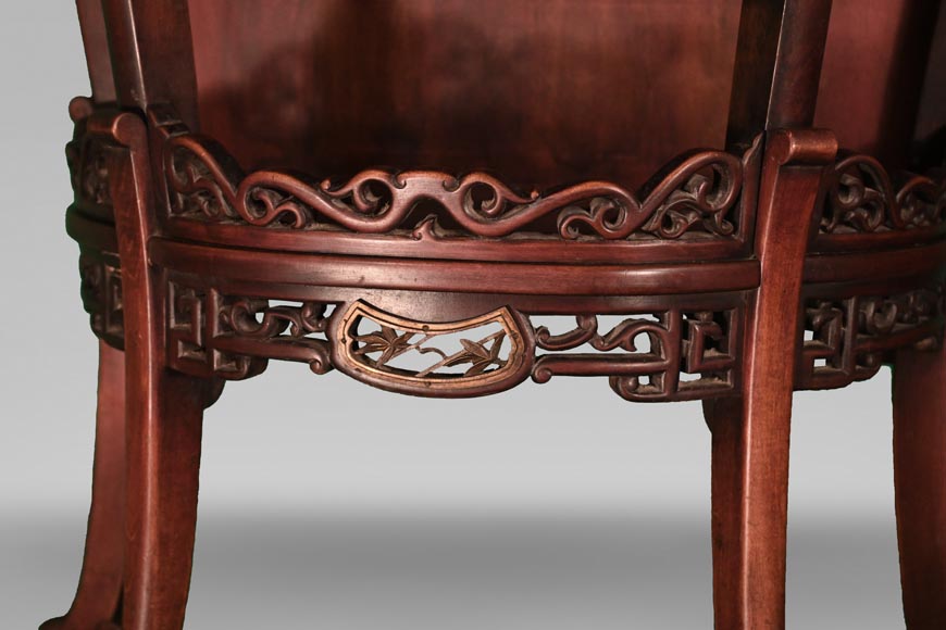 Japanese Half-Moon Display Cabinet, late 19th century Japanese Half-Moon Display Cabinet, late 19th century-6