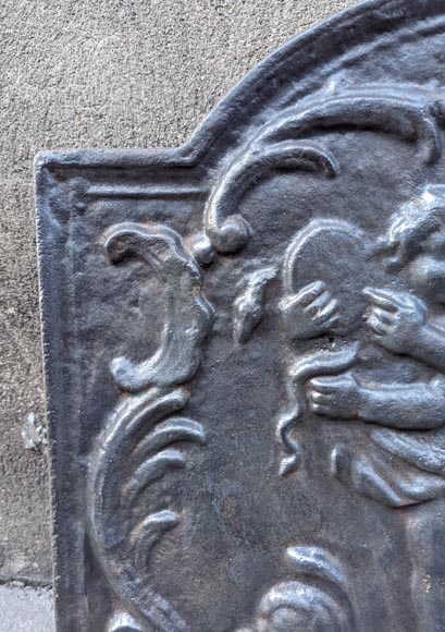 Fireback with putti Fireback with putti-2