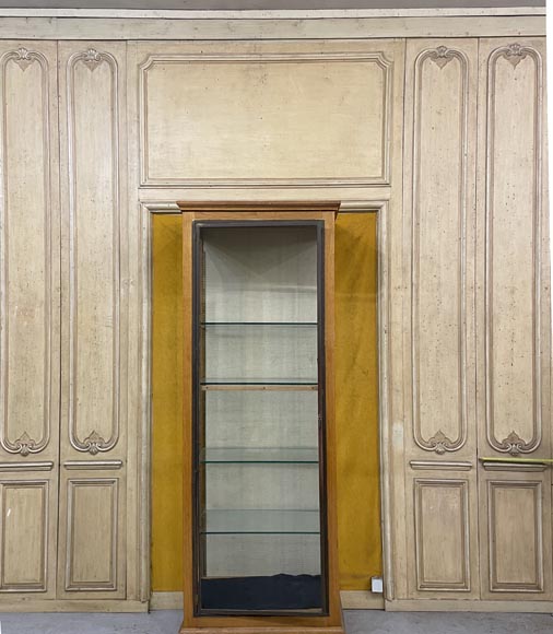 Louis XV style wood paneling in lacquered wood Louis XV style wood paneling in lacquered wood-4