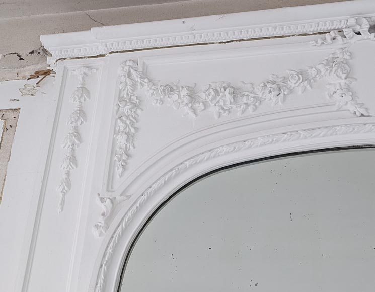 Louis XVI style rounded trumeau adorned with a garland of flowers Louis XVI style rounded trumeau adorned with a garland of flowers-3