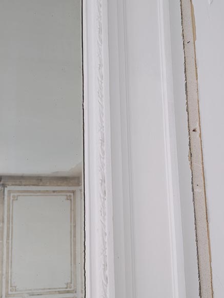 Louis XVI style rounded trumeau adorned with a garland of flowers Louis XVI style rounded trumeau adorned with a garland of flowers-5