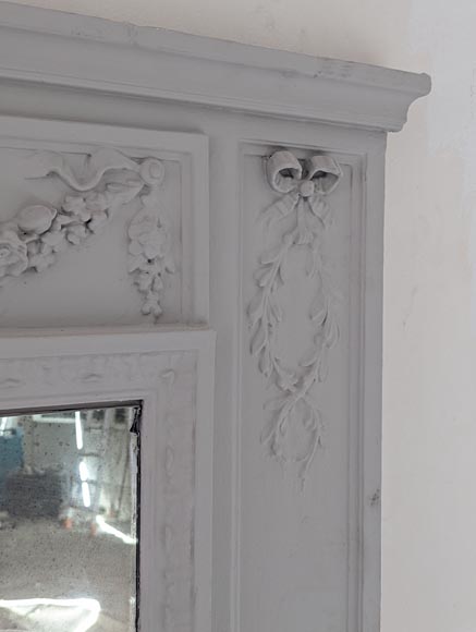 Trumeau with flower garland decoration in the Louis XVI style Trumeau with flower garland decoration in the Louis XVI style-3