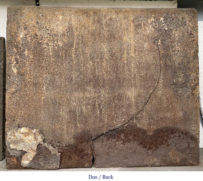 Fireback with the arms of Phillipe II of Spain dated 1608 Fireback with the arms of Phillipe II of Spain dated 1608-6