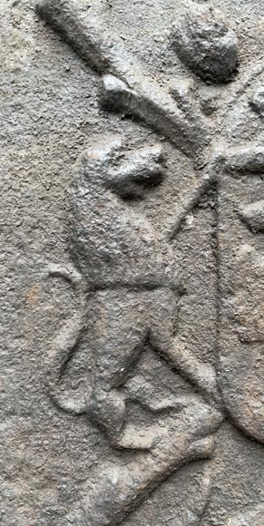 Fireback from the 16th century with the arms of Charles V Fireback from the 16th century with the arms of Charles V-3