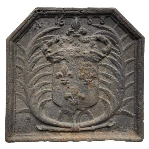 Fireback dated 1688 with the arms of France