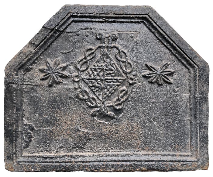 Fireback, circa 1600, with the arms of Angélique d'Estrées Fireback, circa 1600, with the arms of Angélique d'Estrées-0
