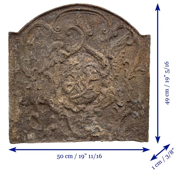 18th century Louis XV style fireback with monogram 18th century Louis XV style fireback with monogram-4