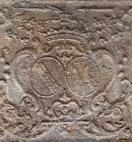 18th century fireback with two shields 18th century fireback with two shields-1