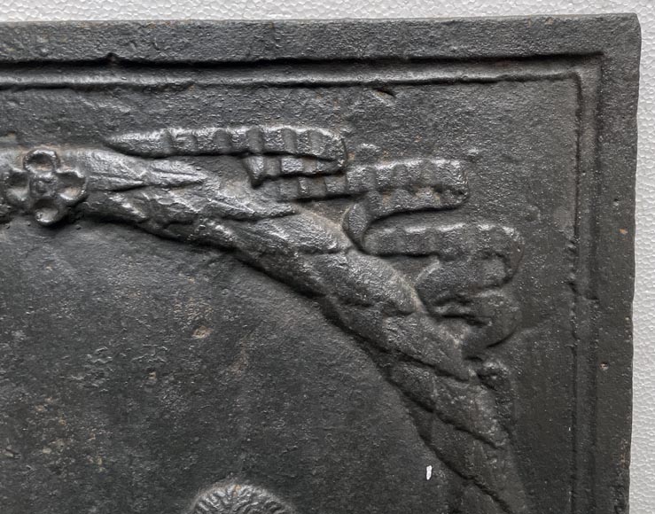 Fireback from the XVIIIth century showing a lover having fun with a goat Fireback from the XVIIIth century showing a lover having fun with a goat-5