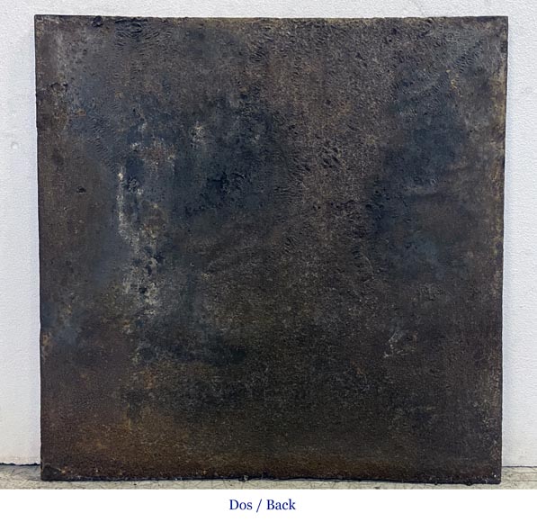 Square fireback with fleurs-de-lys and monarchical emblems Square fireback with fleurs-de-lys and monarchical emblems-4