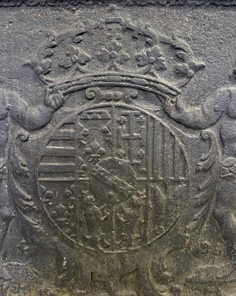 Fireback with the coat of arms of the Duke of Lorraine and Bar of Leopold I Fireback with the coat of arms of the Duke of Lorraine and Bar of Leopold I-1