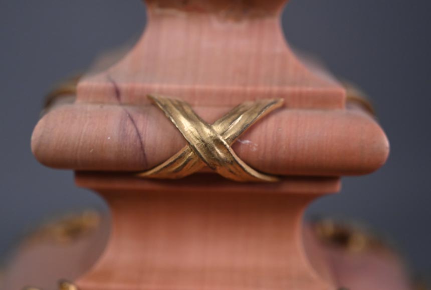 Fonderie Fumière & Co, Rococo pink marble lamp with gilded bronze masks, circa 1906-1926 Fonderie Fumière & Co, Rococo pink marble lamp with gilded bronze masks, circa 1906-1926-8