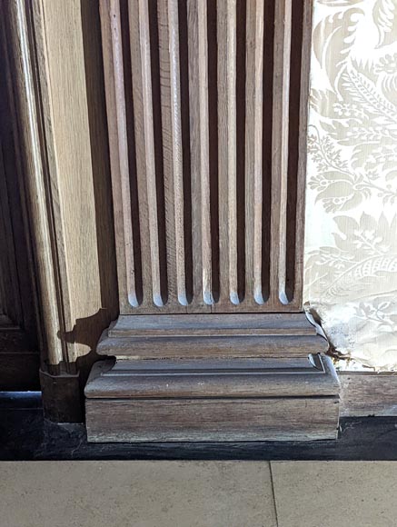 Panneling, Set of Carved Oak Ionic Pilasters, 18th Century Panneling, Set of Carved Oak Ionic Pilasters, 18th Century-7