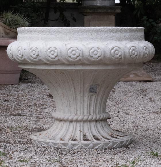 Louis XVI style vase decorated with rope and flowers Louis XVI style vase decorated with rope and flowers-1