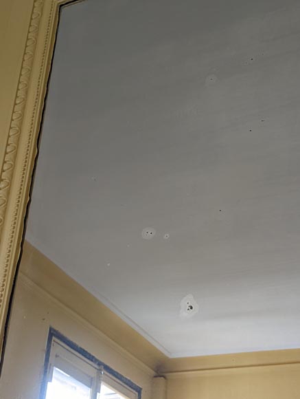 Louis XVI style trumeau decorated with a garland of flowers Louis XVI style trumeau decorated with a garland of flowers-4