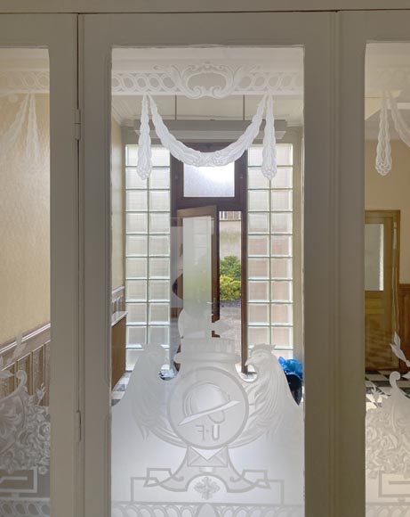 Triple oak door with beautiful sandblasted glass decoration Triple oak door with beautiful sandblasted glass decoration-4