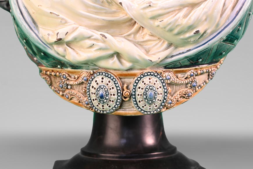 Albert-Ernest CARRIER-BELLEUSE, CHOISY-LE-ROI Manufacture, Bust of an Oriental Woman in glazed earthenware Albert-Ernest CARRIER-BELLEUSE, CHOISY-LE-ROI Manufacture, Bust of an Oriental Woman in glazed earthenware-6