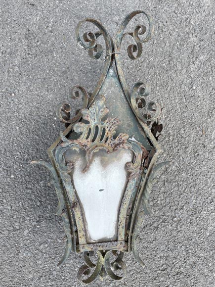 Wrought-iron lantern with scrolls and foliage, 19th century Wrought-iron lantern with scrolls and foliage, 19th century-3